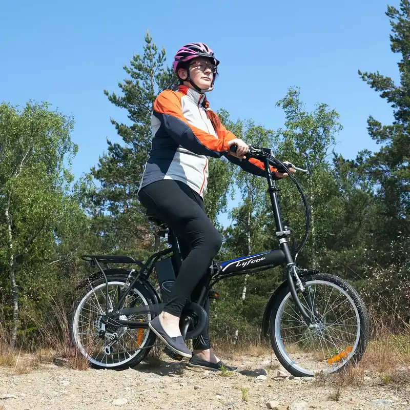 Beställ nu Hopfällbar elcykel 10.4Ah - 6 växlar Svart Lyfco - Sport & fritid