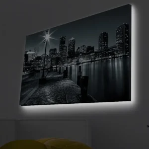 Canvastavla med LED-belysning - Stadslandskap i svartvitt med reflektioner i vattnet Svart / Grå - Inredning Nyhet