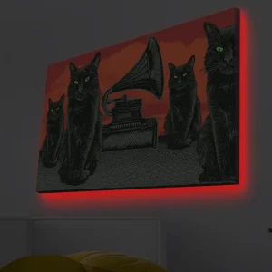 Köp online Canvastavla med LED-belysning - Svart katt med gröna ögon framför en grammofon på en röd bakgrund Svart / Röd / Grön - Inredning