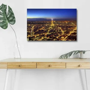 Rabatt Canvastavla med LED-belysning - Nattvy över Paris med Eiffeltornet som huvudfokus Mörkblå / Gyllene / Svart - Inredning